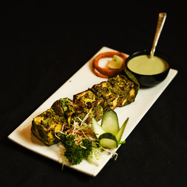 Paneer Haryali Tikka.